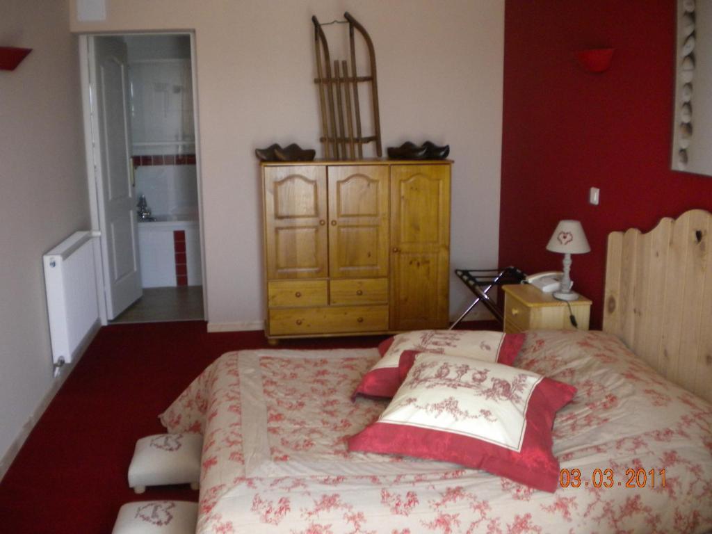 Hotel L'Epicurien Saint-Nicolas-de-Port Pokoj fotografie